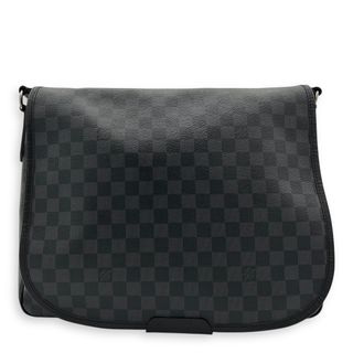 (Category: ) located in . Submitted by carousellluxury (Listing ID 1383531363, Image 1). Description: .