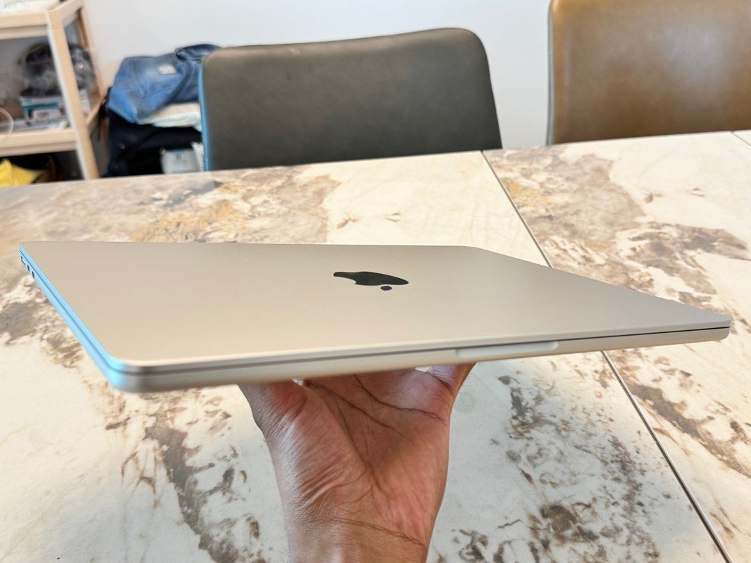 MacBook Air m2 16gb 512gb with apple care until 202663205802334210114