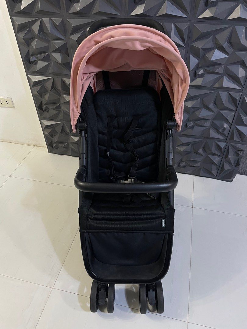 Mamas and Papas Acro Cabin Stroller (Category: Strollers) located in San Jose del Monte. Submitted by momma_buys (Listing ID 1383524559, Image 1). Description: Slight flaws on canopy pls see photo Doesnt affect its function 4.7kgs only Good for travel use.