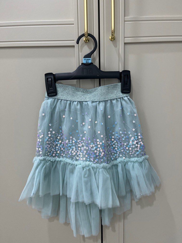 Mermaid skirt 2-3y (Category: Babies & Kids Fashion) located in Bandar Baharu. Submitted by syabihashith (Listing ID 1383471784, Image 1). Description: Big cutting Sesuai 2-3y.