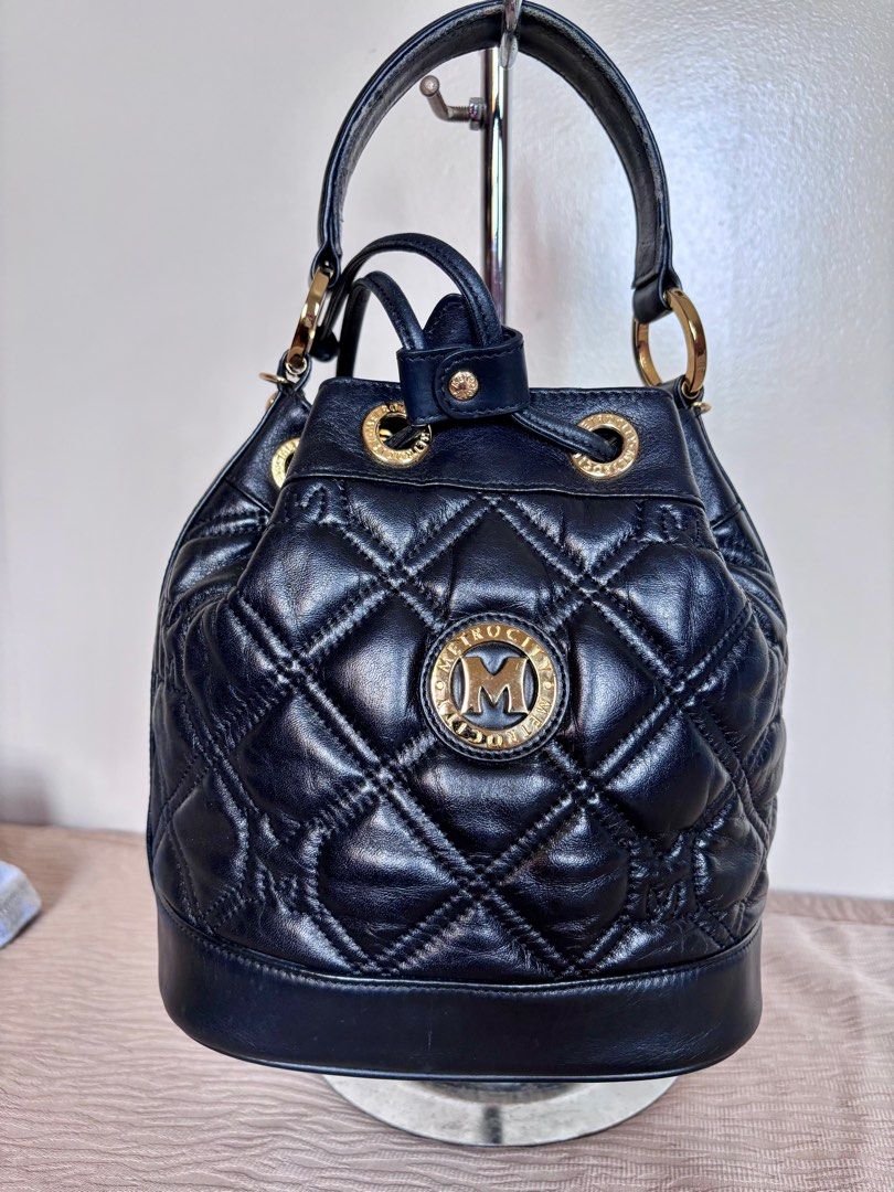METROCITY bucket quilted bag (Category: Luxury Bags & Wallets) located in Batangas. Submitted by d_brandedforless (Listing ID 1383530711, Image 1). Description: Please see picture for minor flaws Replaced chain sling Clean inside.