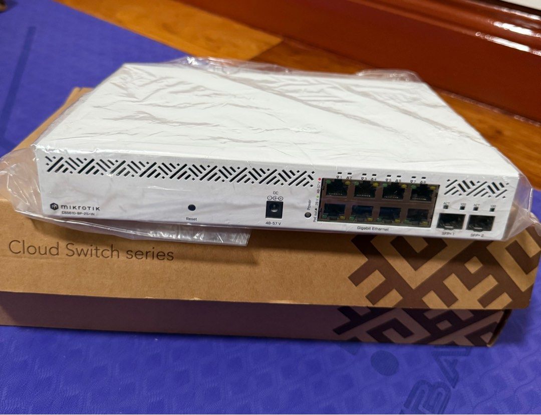 Mikrotik CSS610-8P-2S+IN Desktop PoE Switch (Category: Networking) located in Makati City. Submitted by chinita_girly (Listing ID 1383651303, Image 2). Description: .