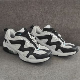 (Kategori: ) berada di . Dikirim oleh tokitoki_preloved (ID iklan 1383501174, Gambar 1). Deskripsi: .