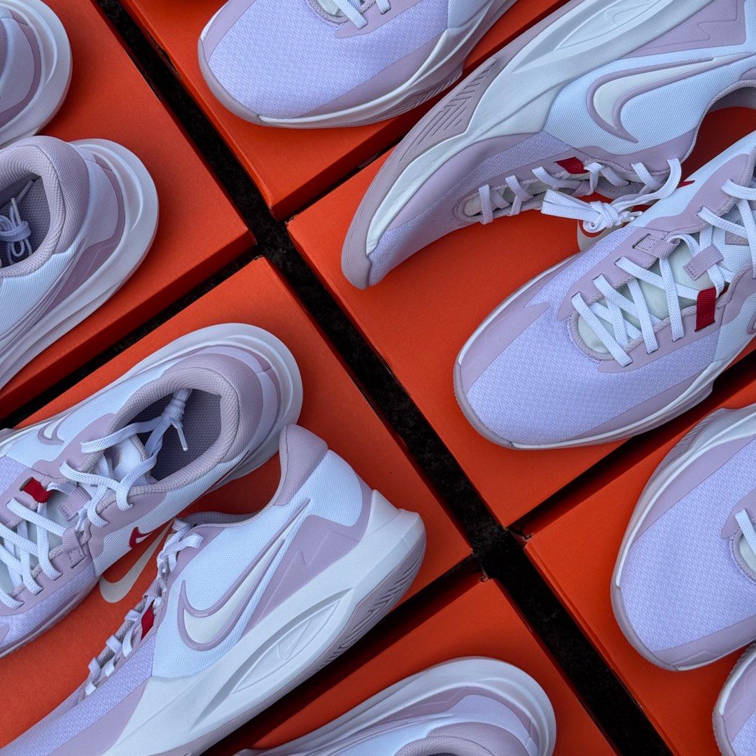 Nike Precision 6 (Category: Sneakers) located in San Pedro. Submitted by gatekeeperkicks (Listing ID 1383642017, Image 3). Description: For Sale Nike Precision 6 "White Doll" Brandnew Sizes: 9 Mens 9.5 Mens 11 Mens ₱2,195 Each Only ( BELOW SRP ) 🚚 Can Ship Nationwide 📍 San Pedro, Laguna.
