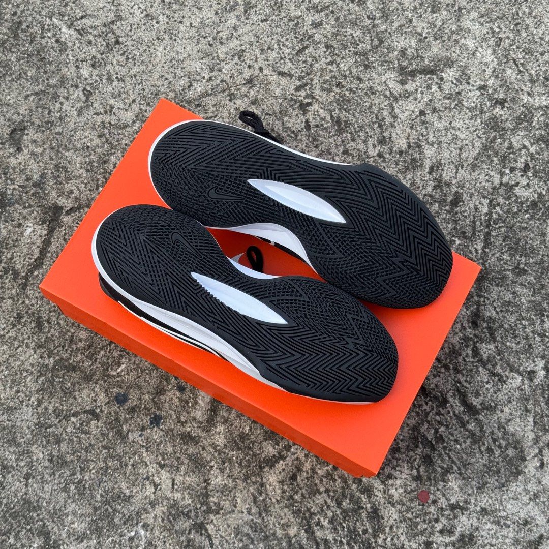 Nike Precision 6 (Category: Sneakers) located in San Pedro. Submitted by gatekeeperkicks (Listing ID 1383642183, Image 3). Description: For Sale Nike Precision 6 "Oreo" Brandnew Size 12 Mens ₱2,195 Only ( BELOW SRP ) 🚚 Can Ship Nationwide 📍 San Pedro, Laguna.