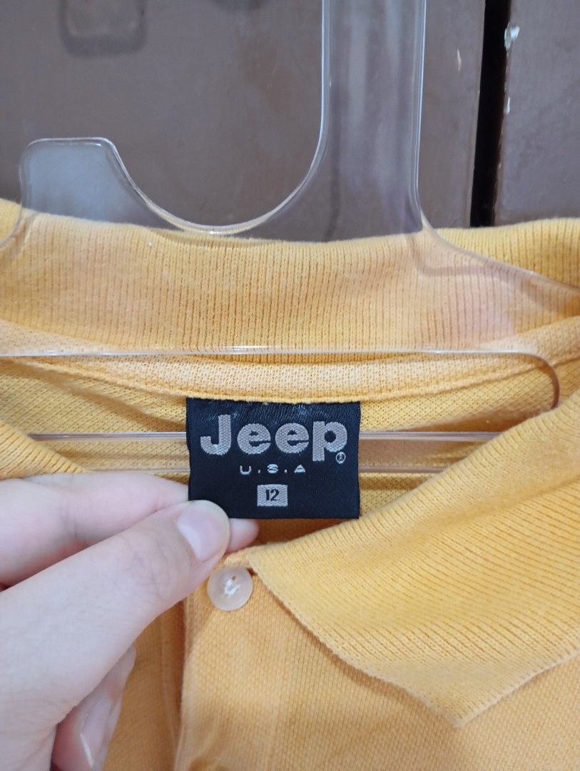 Polo Jeep Asli USA made in USA (Kategori: 8 hingga 12 tahun) berada di Jakarta Barat. Dikirim oleh prelovedbyjesslynk (ID iklan 1383602587, Gambar 2). Deskripsi: 🧡 Polo Shirt Brand Jeep Untuk anak pria usia sekitar 12 tahun Warna mustard keren & adem dipakai Kondisi preloved masih bagus, bahan kaos tebal ✨ Harga cuma 25 ribu aja! Langsung DM ya kalau minat~.
