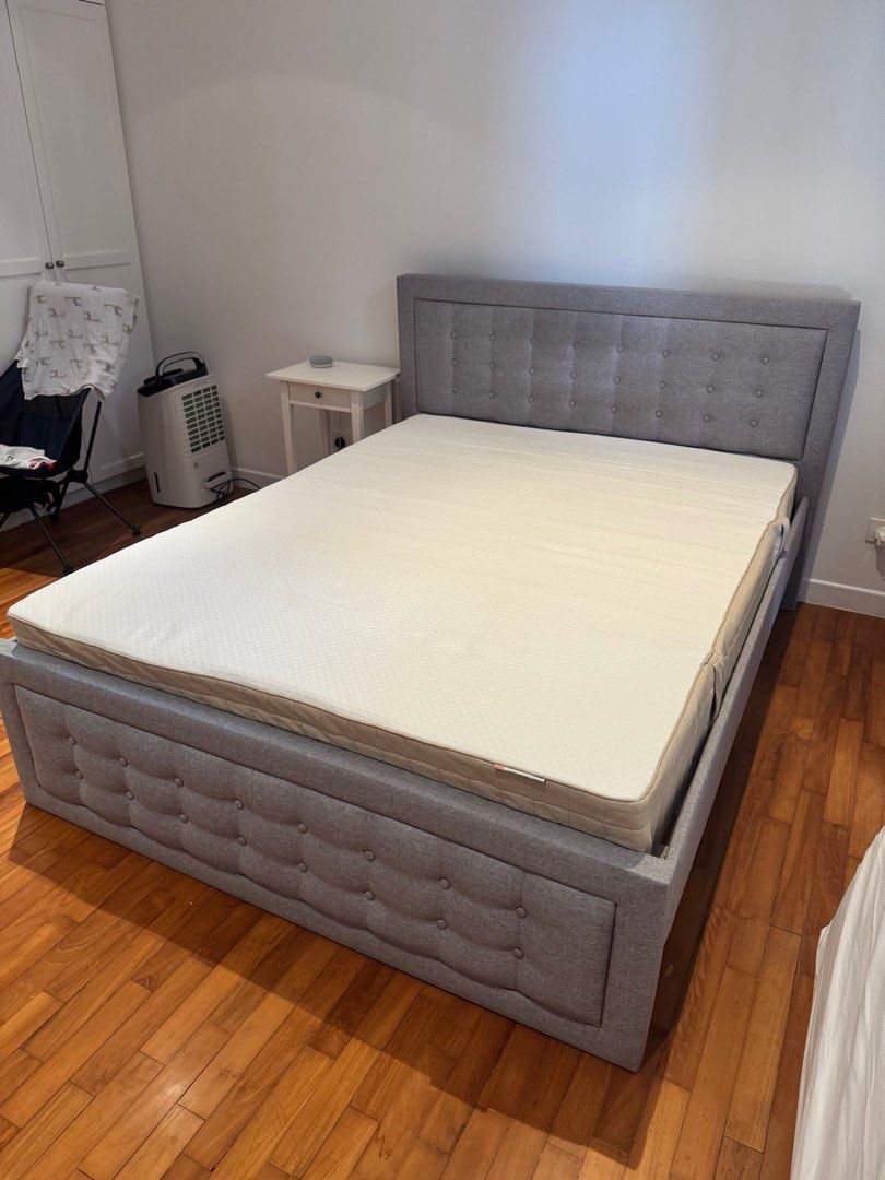Queen Size Bed Frame65075078206595111