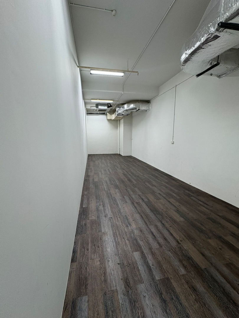 (Category: ) located in . Submitted by stantcy (Listing ID 1383555956, Image 1). Description: .