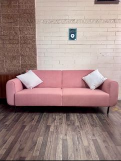 (Category: ) located in . Submitted by priceworthfurniture (Listing ID 1383504737, Image 1). Description: .