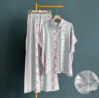 (Kategori: ) berada di . Dikirim oleh preloved.charmystix (ID iklan 1383495967, Gambar 1). Deskripsi: .