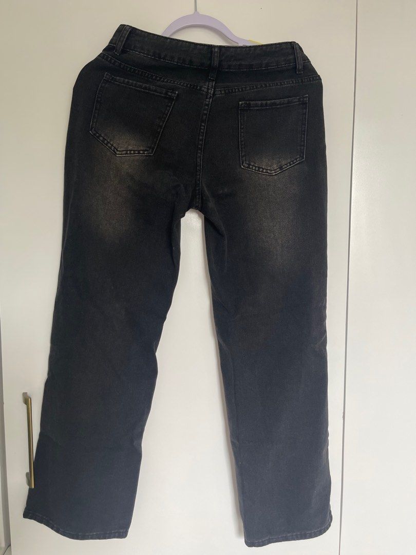 Shein pants black petite (Category: Jeans) located in Quezon City. Submitted by love_basic (Listing ID 1383511910, Image 2). Description: .