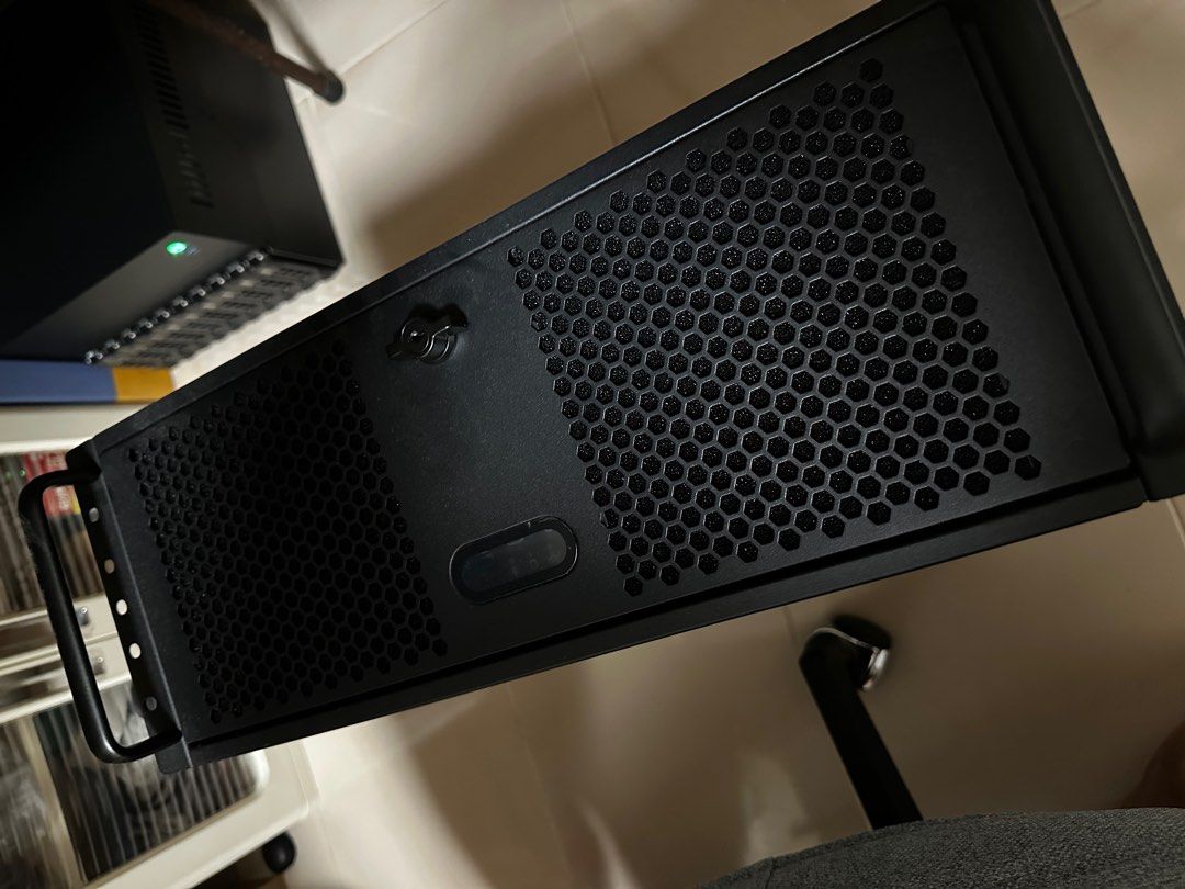 SilverStone RM400 4U Rackmount Server Case63205802149505111