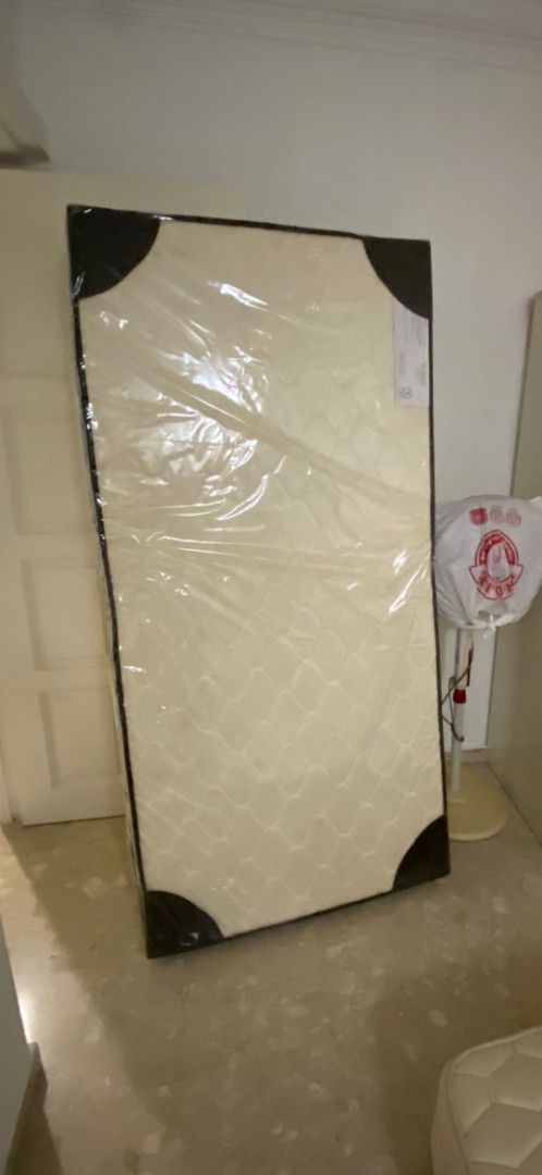 Single Size Mattress - like new