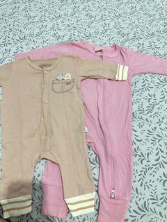 (Kategori: ) berada di . Dikirim oleh prelovedbystevani (ID iklan 1383505703, Gambar 1). Deskripsi: .