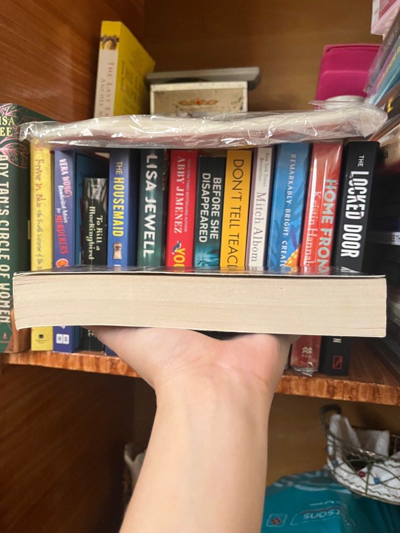 Stay Close- Harlan Coben (Preloved) (Category: Storybooks) located in Palo. Submitted by nicarnman (Listing ID 1383495169, Image 3). Description: .