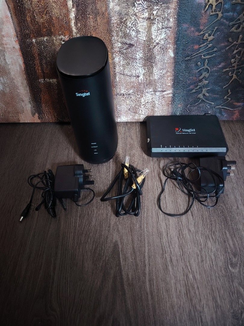 [still available] Singtel WiFi 6 Router RT5703W Large Size with free ...