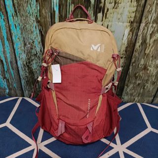 (Kategori: ) berada di . Dikirim oleh rf_thrift (ID iklan 1383493664, Gambar 1). Deskripsi: .