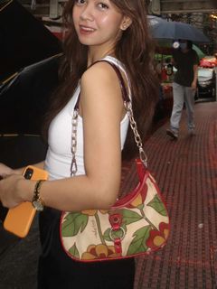 (Category: ) located in . Submitted by micah.declutter (Listing ID 1383650943, Image 1). Description: .