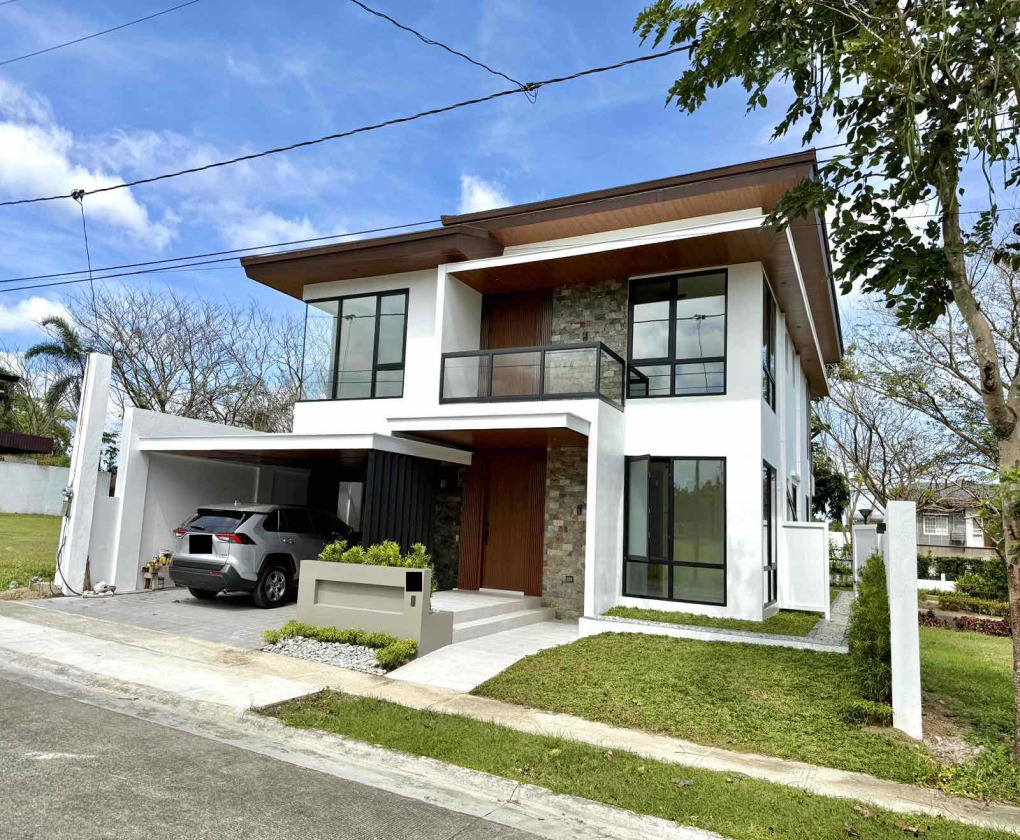 (Category: ) located in . Submitted by mandysingson (Listing ID 1383600661, Image 1). Description: .