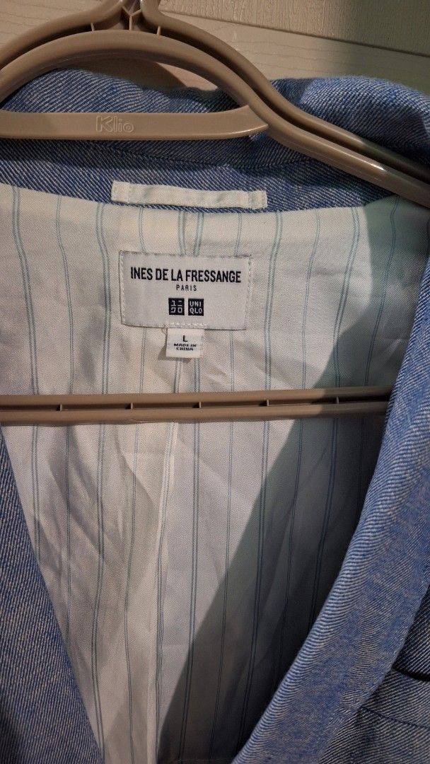 Uniqlo Formal Jacket (Category: Coats, Jackets and Outerwear) located in Mandaluyong City. Submitted by adeonlyme (Listing ID 1383575672, Image 2). Description: .