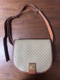 （分類：）位於 。 由 _tm__ 提交（商品編號 1383545995，圖片 1）。簡介： 。