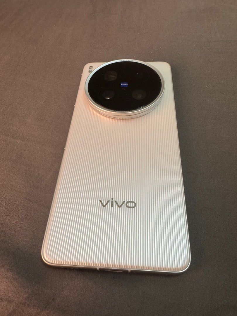 最安値!! 連休限定 vivo x200 ultra 16/512