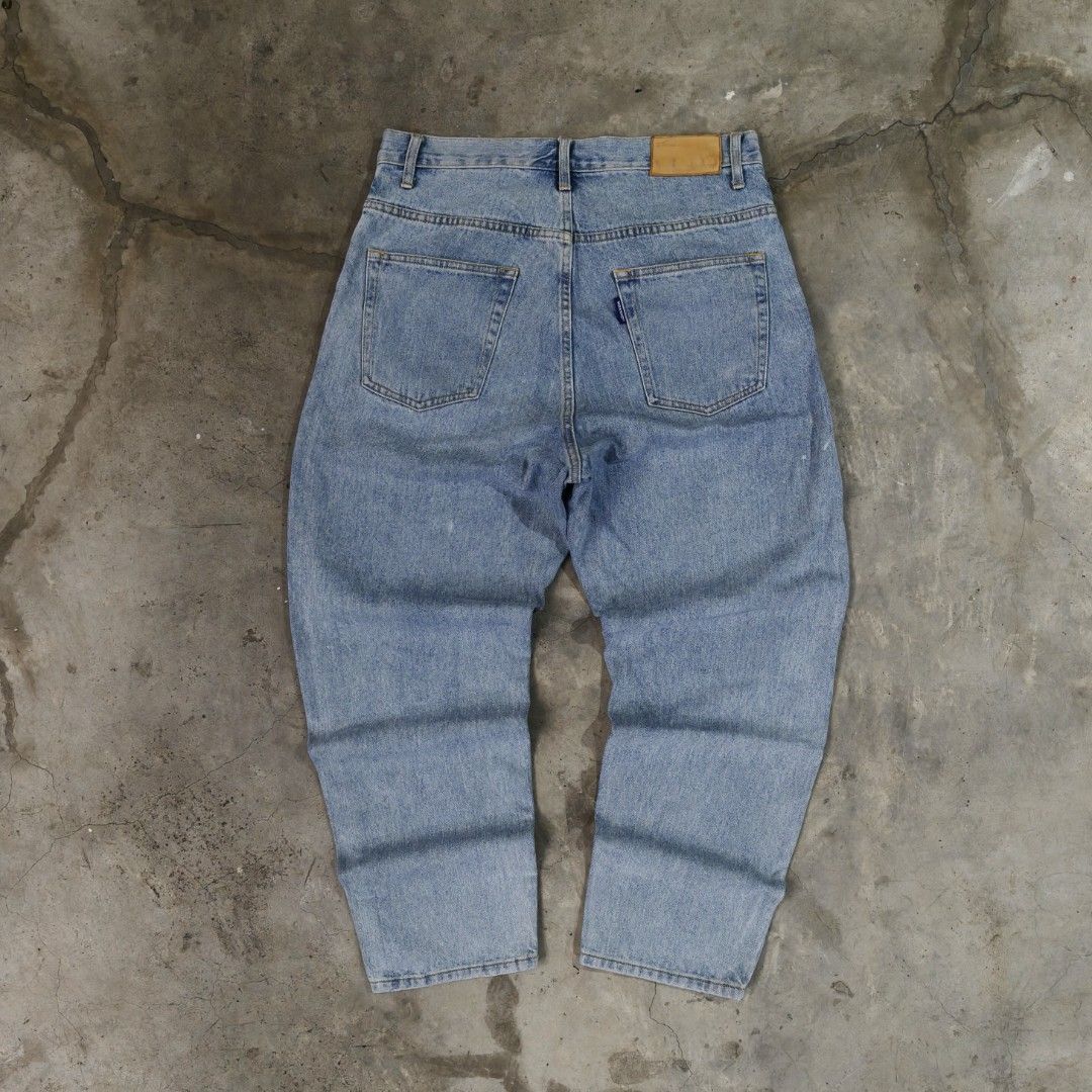 WASSUP LIGHT DENIM WIDE LEG PANTS (Category: Jeans) located in Taguig. Submitted by zieyaaa.o1 (Listing ID 1383635857, Image 2). Description: WASSUP LIGHT DENIM WIDE LEG PANTS SIZE LARGE ON TAG 34 WAISTLINE 40 LENGTH 7.5 LEG OPENING EXCELLENT CONDITION DETAILED & ACTUAL PIC ALREADY POSTED TAGUIG LOCATION 899 PESOS *COLOR MAY VARY DUE TO LIGHTING.