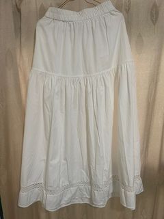 (Category: ) located in . Submitted by plshelpmeclearmywardrobe (Listing ID 1383584210, Image 1). Description: .