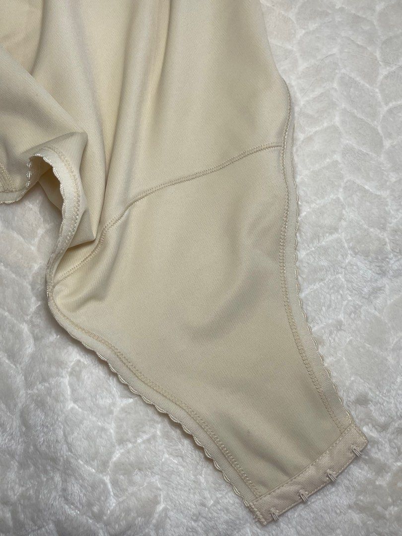 Wink Binder Medium (Category: Maternity wear) located in Quezon City. Submitted by love_basic (Listing ID 1383504946, Image 3). Description: Only used a few times (too big).