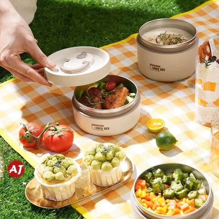 3in1 Lunch Box Set with thermal bag (Category: Cookware & Accessories) located in Manila. Submitted by ashleyeshk1320 (Listing ID 1378356781, Image 2). Description: 3in1 Lunch Box Set with thermal bag.