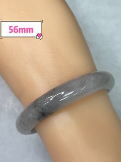 56#天然A貨翡翠冰烏雞花正圈手鐲64246533175041110