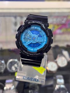 清貨大減價絕版款$980/1隻 旺角門市 100%全新原裝有盒有說明書Casio G-SHOCK GA-110B-1A2天藍配黑色 極稀有 功能:計時/倒數/鬧鐘⏰/燈光/200米防水 ga11064232218217091110