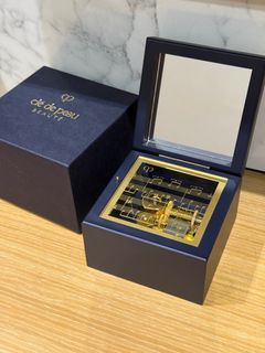 （分類：）位於 。 由 colincoln 提交（商品編號 1378473432，圖片 1）。簡介： 。