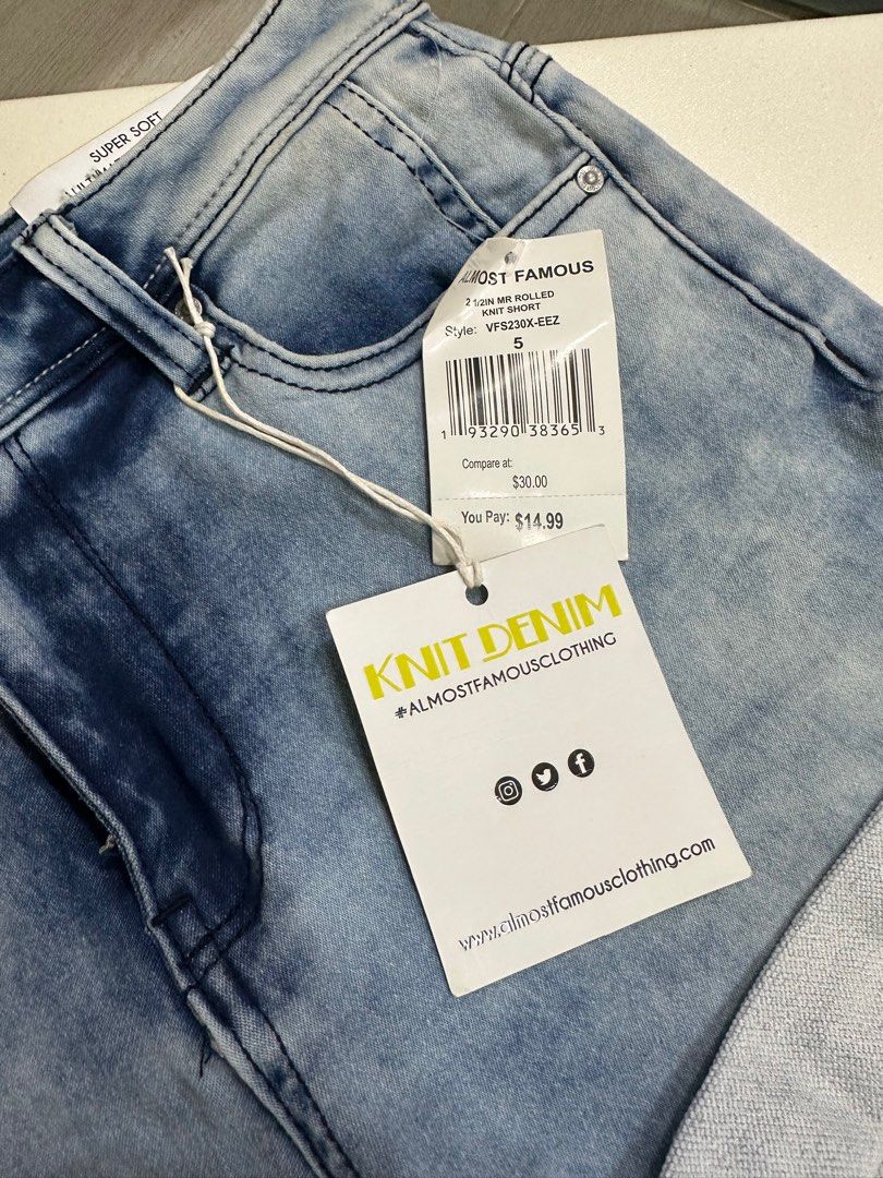 Almost Famous Mid Rise Short (Category: Shorts) located in Manila. Submitted by mummyrandom (Listing ID 1378441794, Image 2). Description: Size: 28inches Super soft and stretchy :).
