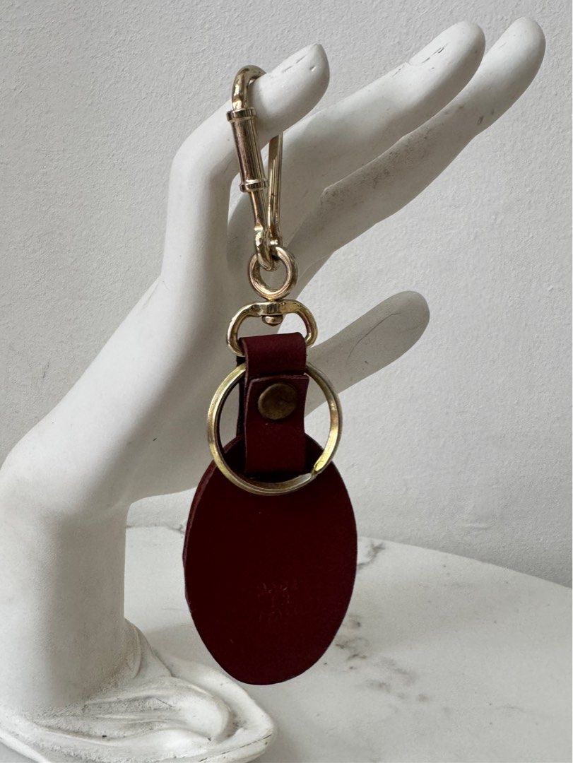 Authentic cartier keyholder (Category: Luxury Accessories) located in Rizal. Submitted by houseofbell (Listing ID 1378365086, Image 2). Description: .