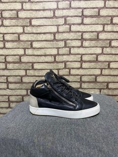 (Kategori: ) berada di . Dikirim oleh ghumabranded_authentic (ID iklan 1378419028, Gambar 1). Deskripsi: .