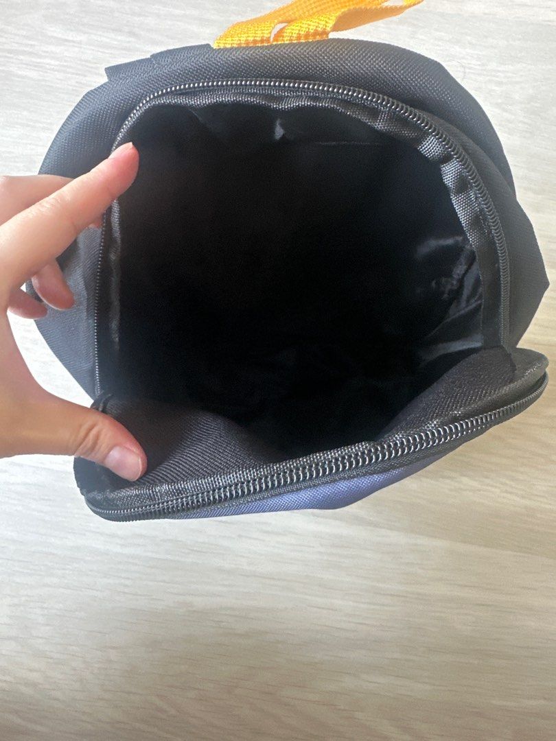 Batman Backpack Etihad x Warner Bros Superhero School Bag (Category: Babies & Kids Fashion) located in Singapore. Submitted by fblossom (Listing ID 1378361461, Image 3). Description: Brand new. 27cm x 21cm x 11cm .