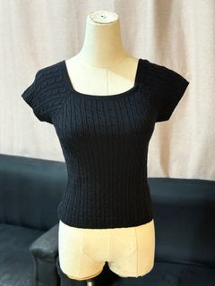 (Category: ) located in . Submitted by glamourosewears (Listing ID 1378517973, Image 1). Description: .