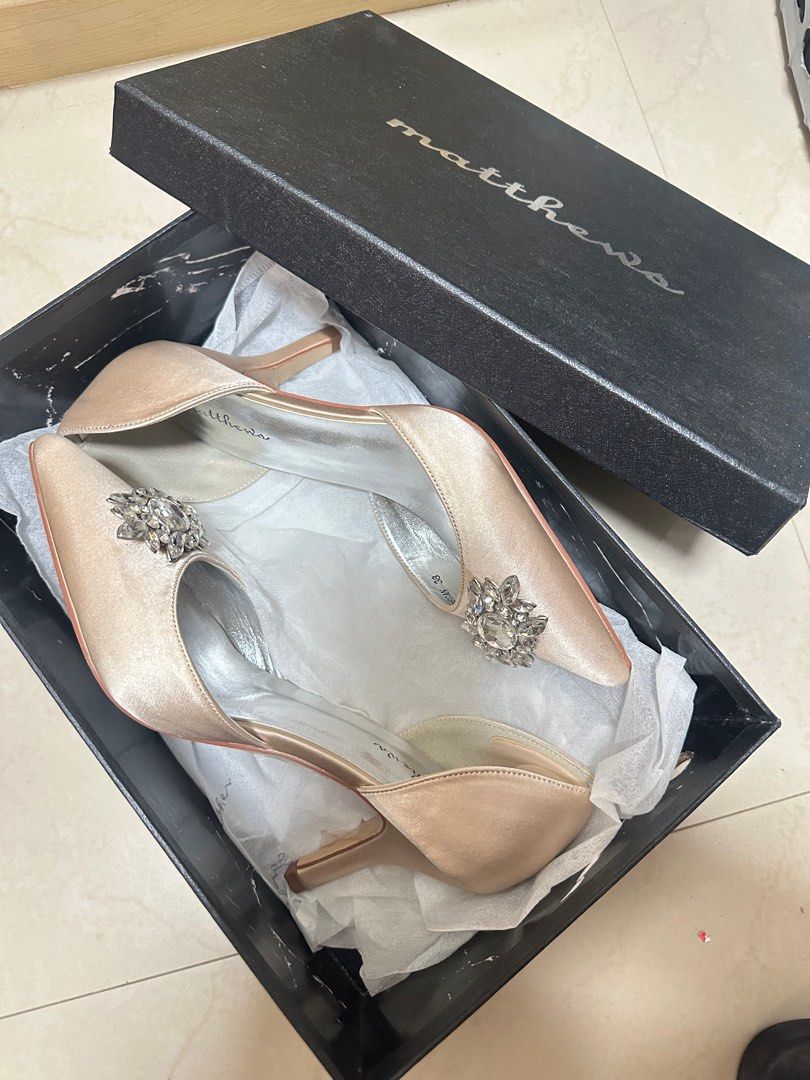 Bridal Shoes (Category: Heels) located in Meycauayan. Submitted by jam0816 (Listing ID 1378528893, Image 2). Description: Brand: Matthews Size: 8 I bought this for 1,999 at SM Dept store These look so elegant and sophisticated… I didn’t want to let them go! But they’re just way too big on me. Perfect for wedding, debut, or gusto mo lang umawra. 🎀.