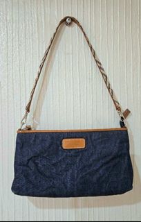 (Category: ) located in . Submitted by mamashopfinds (Listing ID 1378383784, Image 1). Description: .