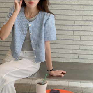 由 aloyoga (刊登 ID 1378432497，圖片 1) 提交，位於 的 (類別：)，說明：。