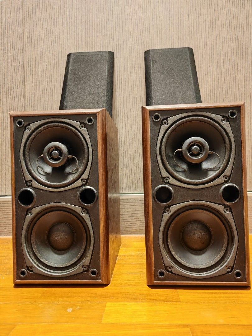 Denon SC-M70 Bookshelf Speakers (Category: Soundbars, Speakers & Amplifiers) located in Singapore. Submitted by sonicblue77 (Listing ID 1378489639, Image 1). Description: - Denon SC-M70 speakers - Maximum input: 80 watts - Impedance: 6 ohms - Includes original speaker covers - Good working condition - Perfect for home audio - Size 16 x 26 x 28.5 (WxDxH) Self collect from Punggol Central..