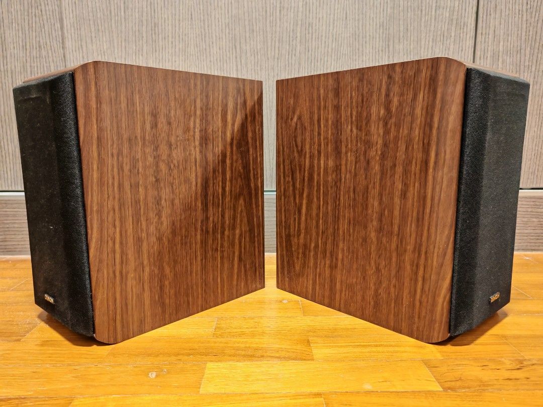 Denon SC-M70 Bookshelf Speakers (Category: Soundbars, Speakers & Amplifiers) located in Singapore. Submitted by sonicblue77 (Listing ID 1378489639, Image 3). Description: - Denon SC-M70 speakers - Maximum input: 80 watts - Impedance: 6 ohms - Includes original speaker covers - Good working condition - Perfect for home audio - Size 16 x 26 x 28.5 (WxDxH) Self collect from Punggol Central..