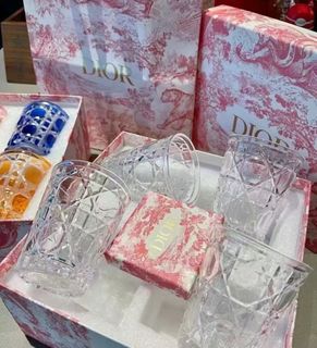 （分類：）位於 。 由 sukarmmm 提交（商品編號 1378467998，圖片 1）。簡介： 。