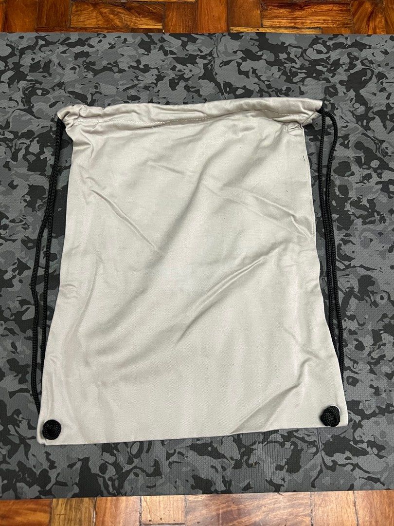 Dockers Drawstring Backpack/ Dustbag (2 colors available) (Category: Backpacks) located in Quezon City. Submitted by chloe_declutter (Listing ID 1378424446, Image 3). Description: SUMMER SALE 60 Thick and nice material I have multiple in stock QC.