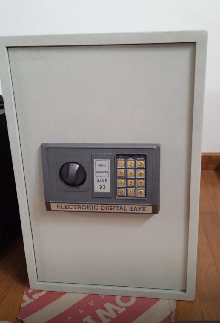XL Electronic Digital Safe Cannot open (Category: Safe) located in Singapore. Submitted by tangy40 (Listing ID 1378409390, Image 1). Description: Secure your valuables with this electronic digital safe. Lost manual key, Safe is locked battery dead cannot open but it’s empty keypad not working. Heavy have to bring down from attic overall The safe is in good condition used only once Perfect for home or office. Fireproof Self collect Punggol .