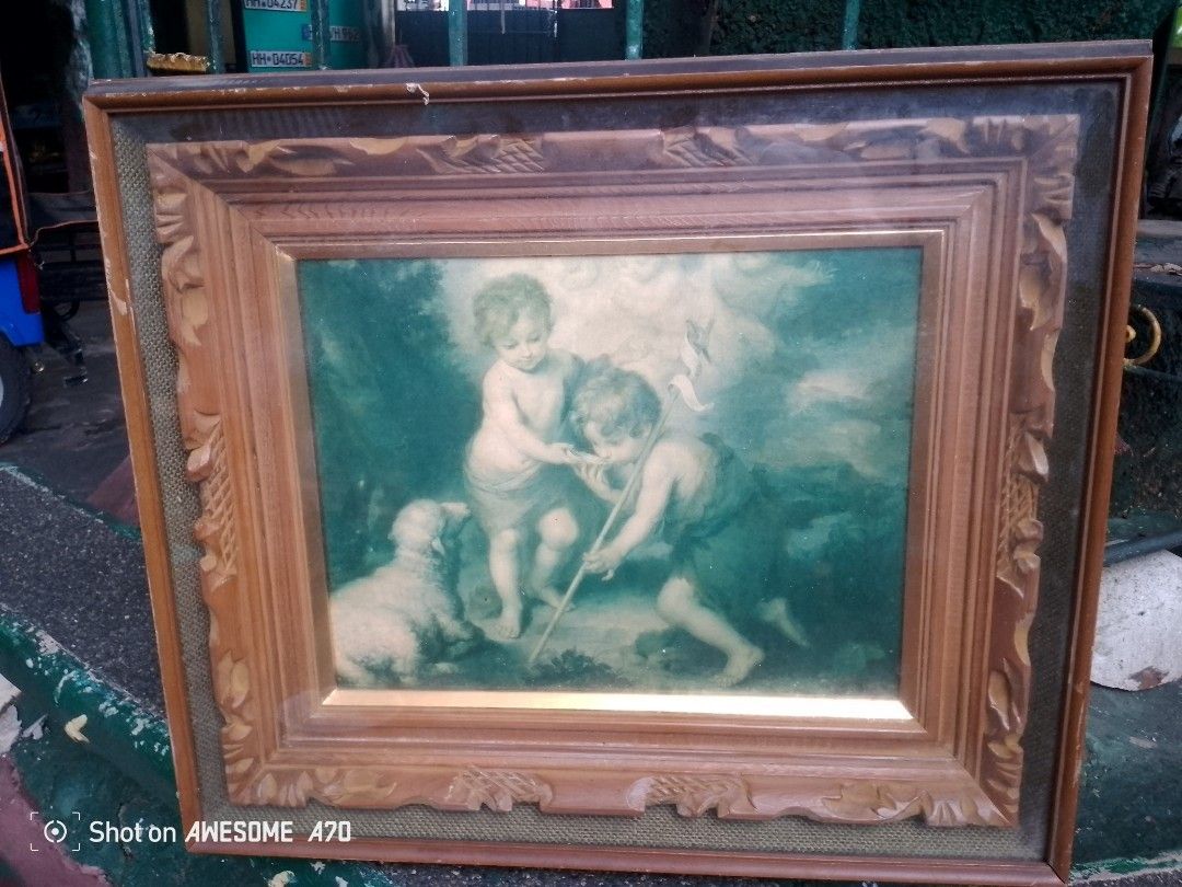 For sale old painting (Category: Art & Prints) located in Caloocan City. Submitted by kaymatias (Listing ID 1378395031, Image 1). Description: For sale old painting Printed on canvas, Los ninos de la Concha Size:frame23.5"x20.5" Painting 15"x11" North Caloocan area.