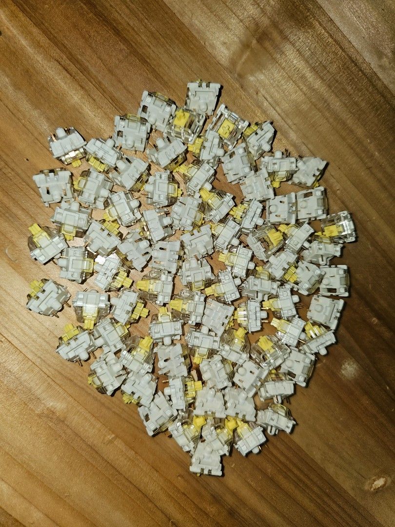 Gateron Yellow Pro Switches - 80 pcs (Category: Computer Keyboard) located in Singapore. Submitted by chageedabest (Listing ID 1378485008, Image 1). Description: Gateron Yellow Pro switches for Sale! 80 pcs in total. Factory lubed. Removed from my NJ80. RFS: Clearing my collection! Self collection at Hougang MRT. Please be punctual when meet ups. Thanks..