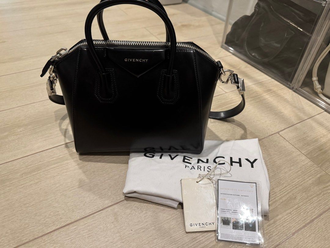 Givenchy Antigona Small Calfskin (Category: Luxury Bags & Wallets) located in Mabalacat. Submitted by letsirkmd (Listing ID 1378340308, Image 2). Description: With dustbag care cards and authenticity card.