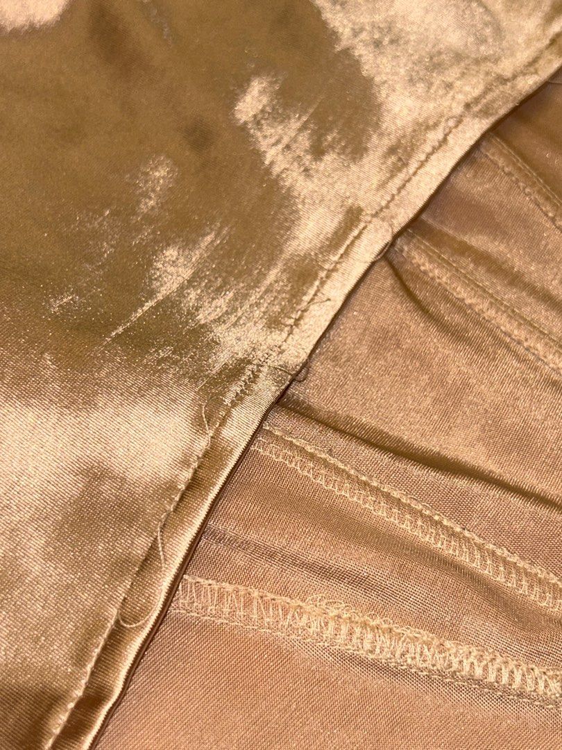 Gold Corset Top (Category: Blouses) located in Quezon City. Submitted by hueko (Listing ID 1378470517, Image 3). Description: May flaws, swipe to see.